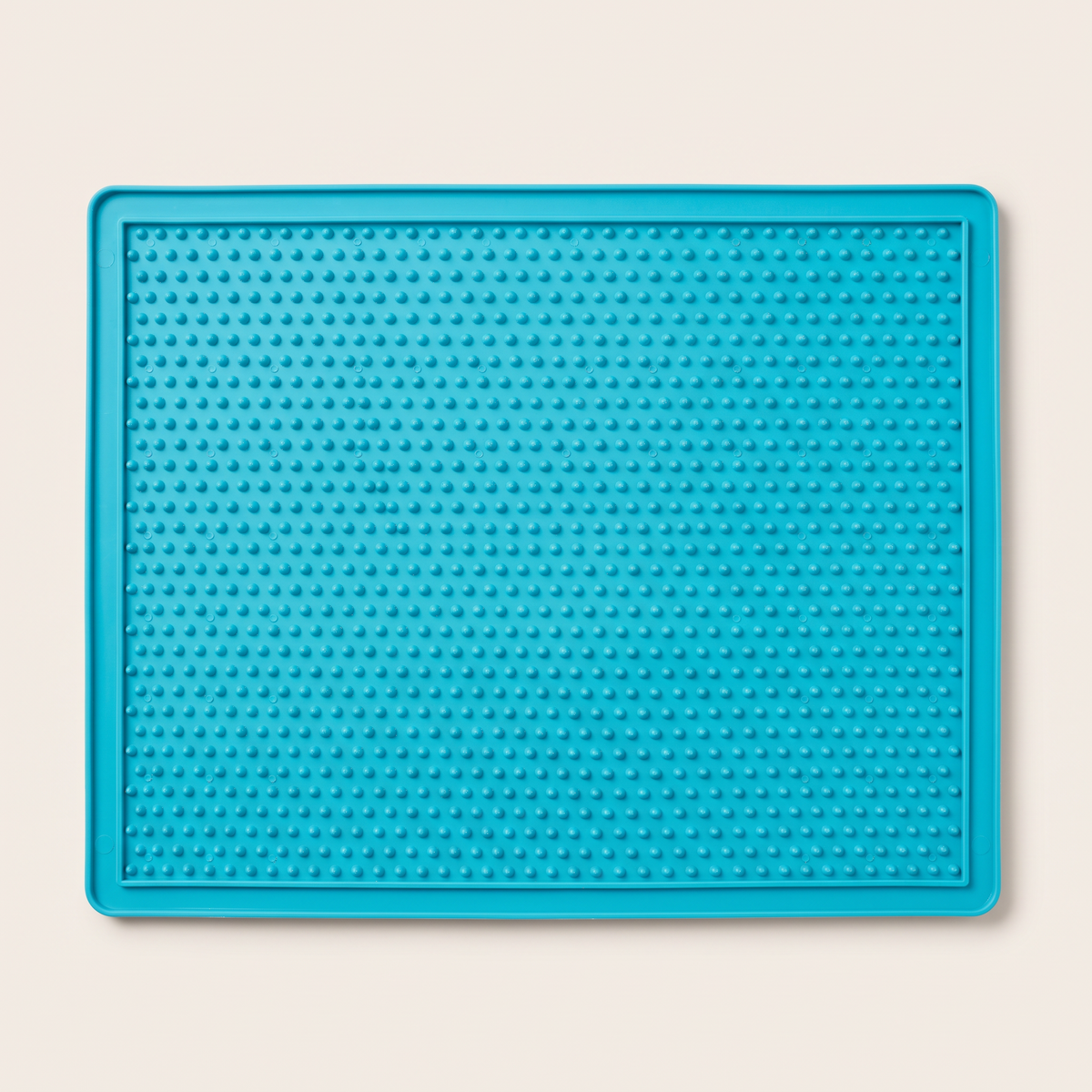 Large-breed dog lick mat